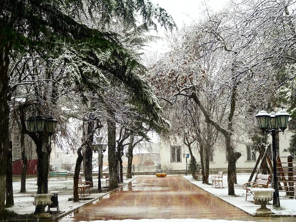 Цхинвал. Цхинвал Южная Осетия. Цхинвал зимой. Южная Осетия зима. Погода цхинвал на неделю южная