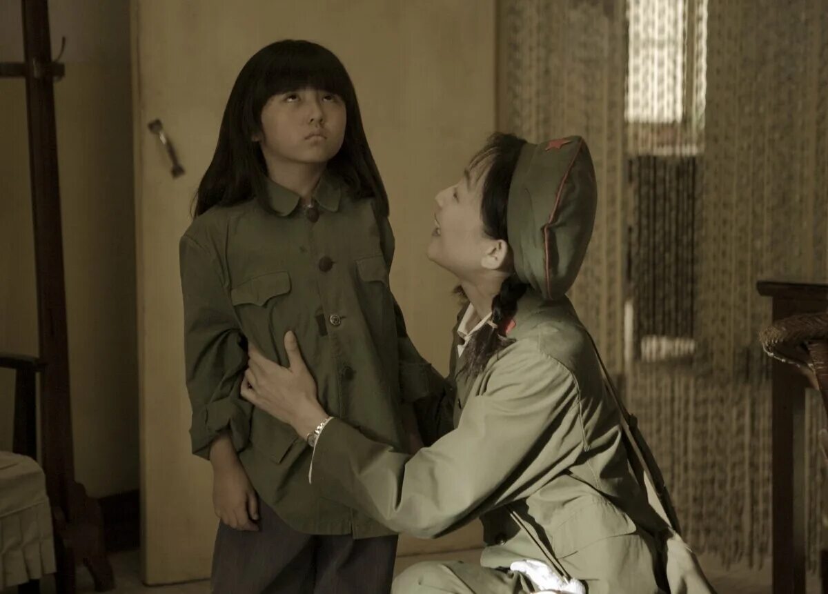 Землетрясение фильм китай 2010. Землетрясение 2010 год фильм. Землетрясение фильм китай 2010. Землетрясение 2010г фильм. Землетрясение 2010.