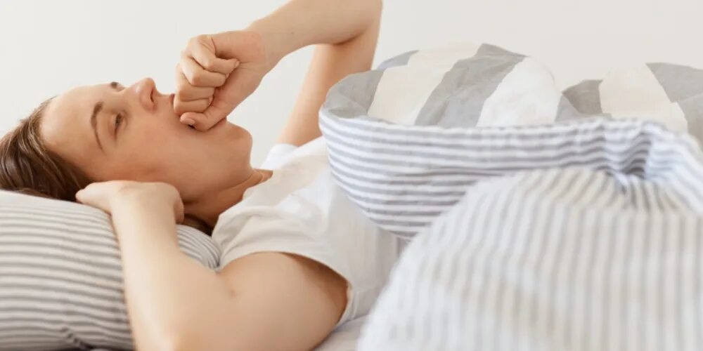 Тревожный сон. Пробуждение среди ночи. Oversleep. Частые пробуждения. Частые пробуждения ночью лечение.