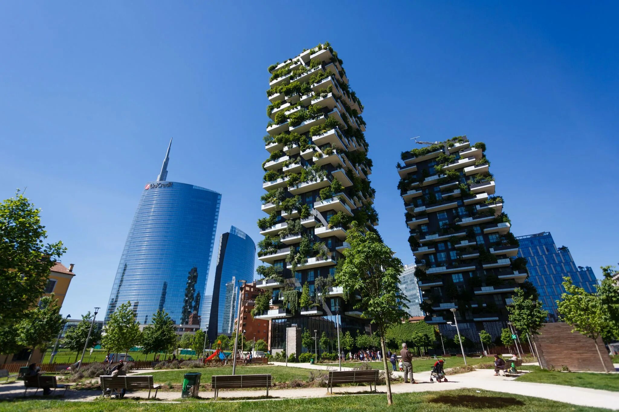 Миланский небоскреб Bosco verticale. Небоскребы Bosco verticale («вертикальный лес»).