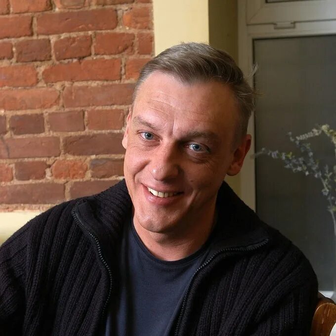 Цена иллюзий (2022) - Воспитание чувств - актеры и роли - Александр Половцев - р
