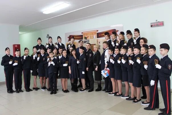 Посвящение в кадеты 5 класс. 11 школа посвящение в кадеты. школа 30 нижневартовск посвящение в кадеты 2025. 36 школа саранск посвящение в кадеты 2025. директор 2 школы г.ухта рк.