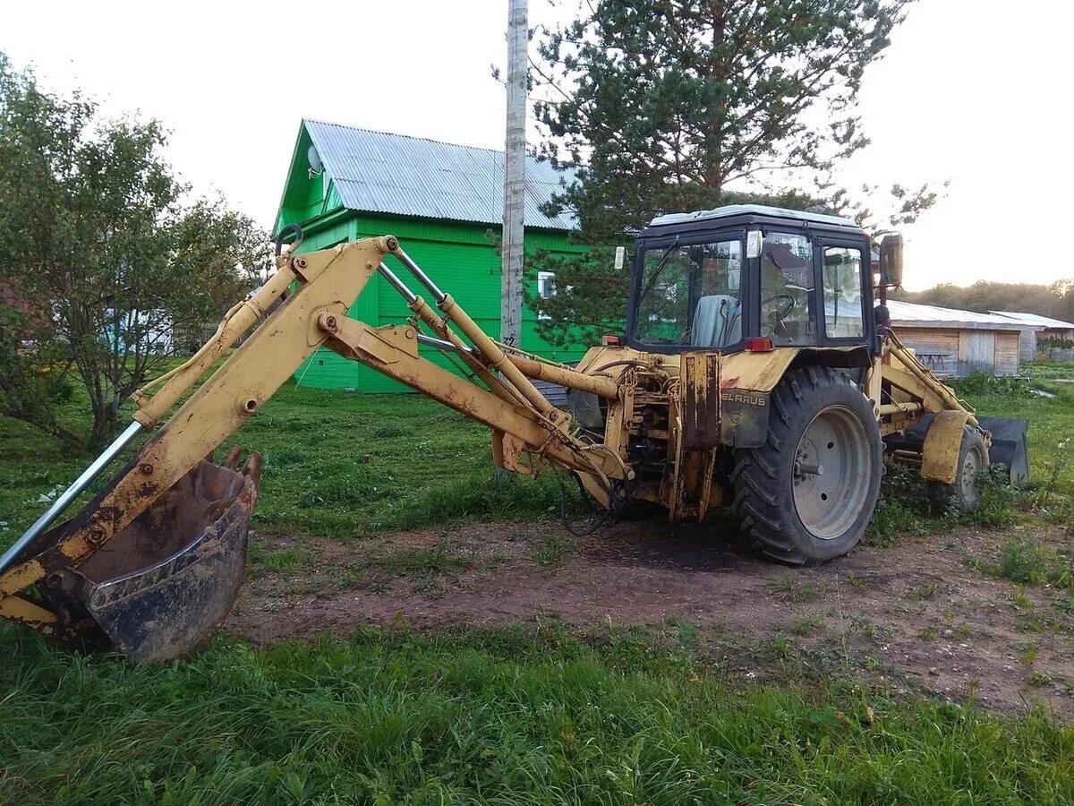 Купить экскаватор погрузчик мтз 82. МТЗ 82п экскаватор погрузчик. МТЗ 81.1. Красный МТЗ 82 экскаватор. Череповецкий экскаватор погрузчик.