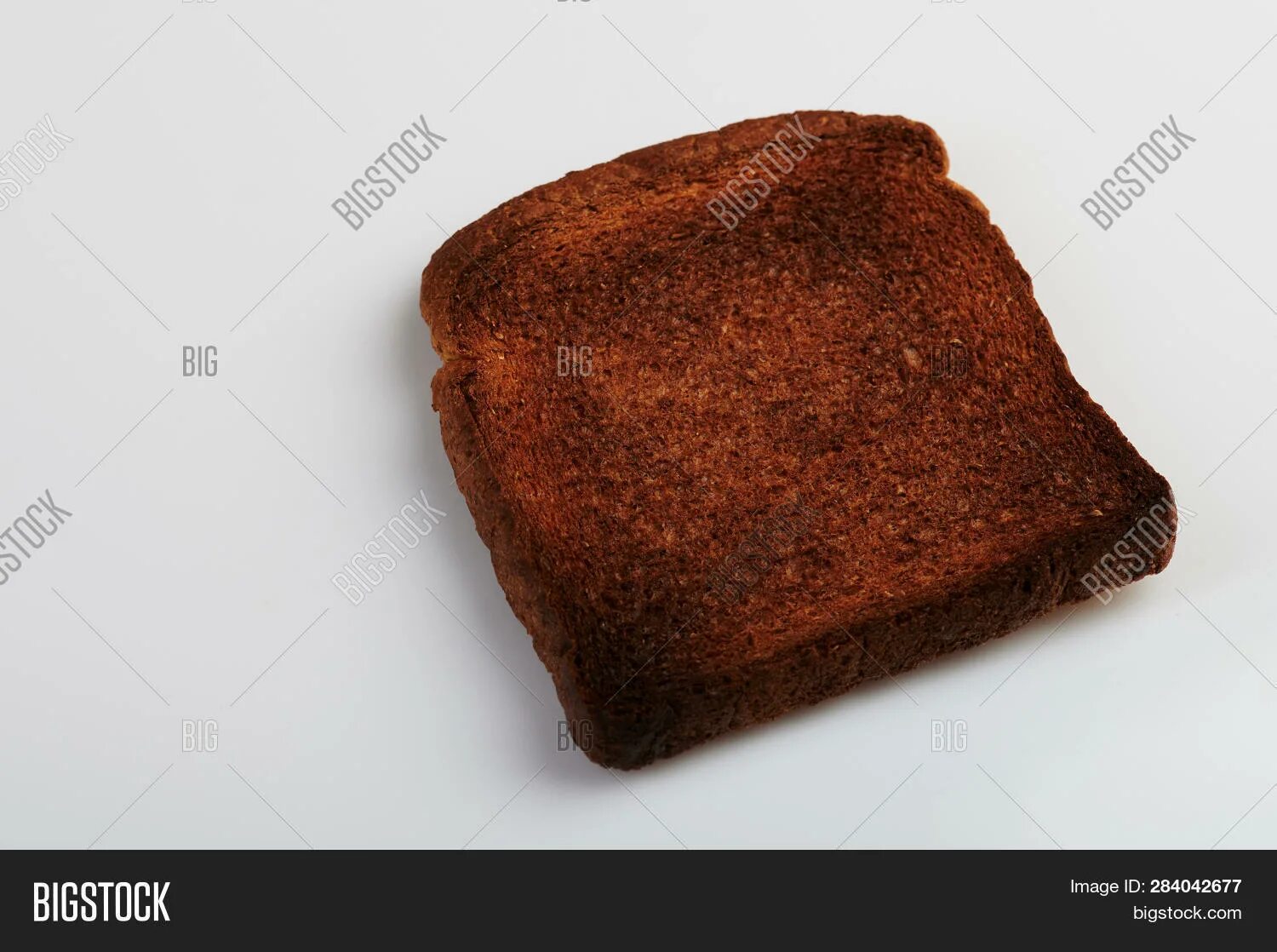 Подгорелый хлеб. Обгорелый хлеб. Обожженный хлеб. Текстура Горелого хлеба. Сгоревший хлеб