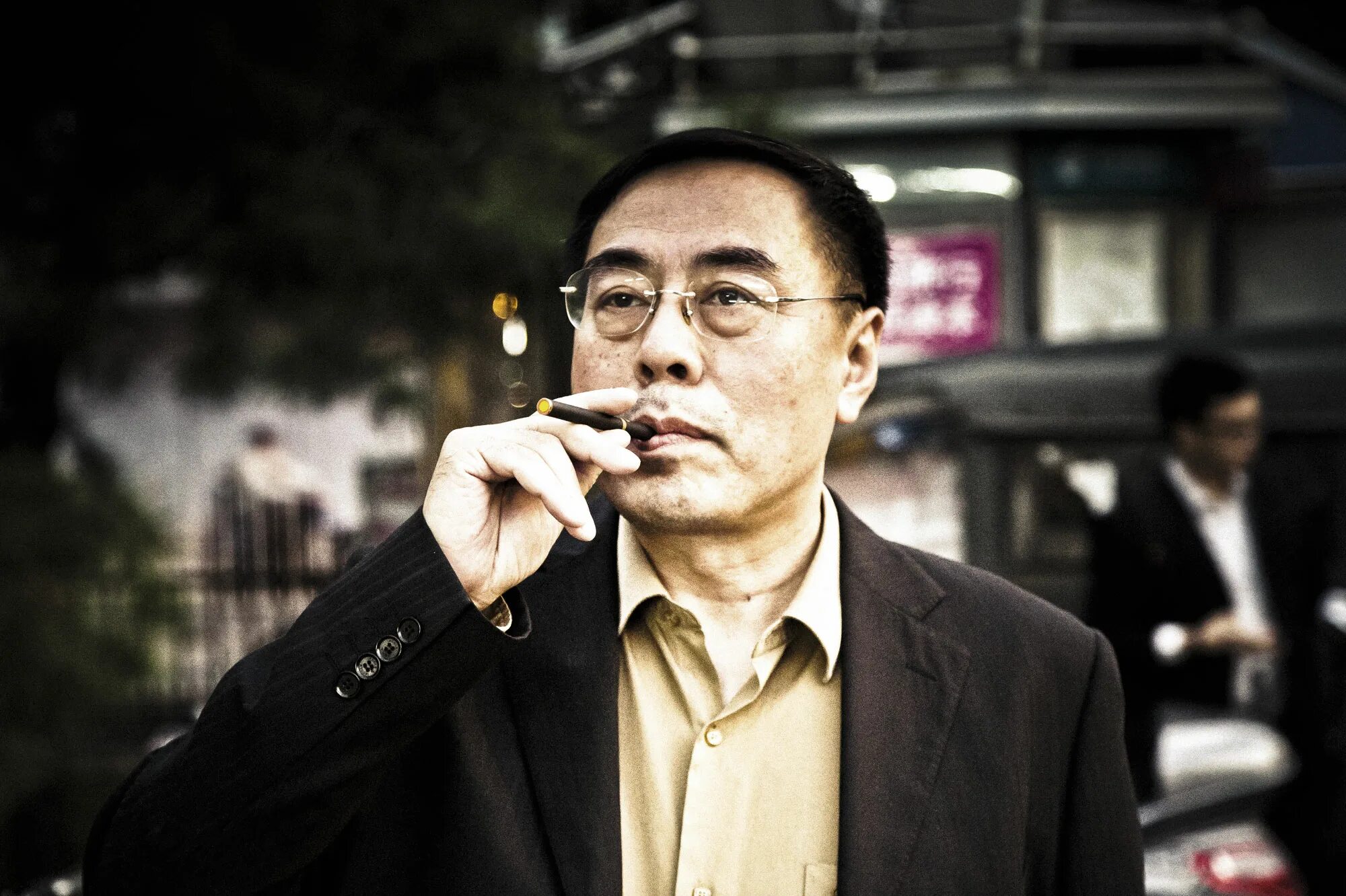 Chunghwa сигареты. Марки китайских сигарет. Сигареты mm. Электронная сигарета city личи. Сигареты мальборо крафтед компакт.