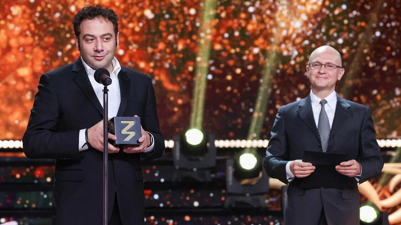 просветительская премия знание. ведущие премии знание. премия». премия знание награждение. премия знание 2022.