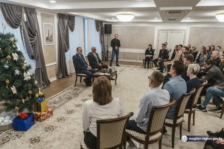 Свежие новости могилева на сегодня. Безопасный новый год. Могилев сегодня. Могилев последние новости сегодня. Могилевские новости.