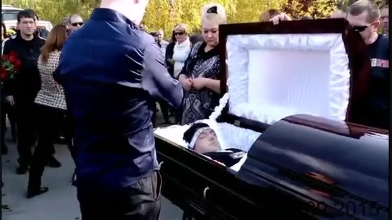 Сергей дроздов биография причина смерти похороны фото Леонида Куравлева похоронили на Троекуровском кладбище ТАСС