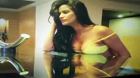 Poonam Pandey Hot Bra Contest.mp4 - video Dailymotion.