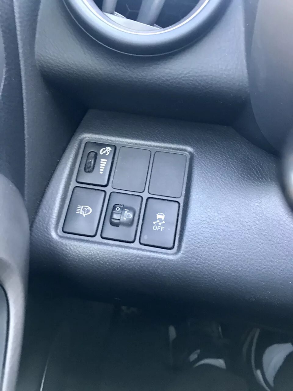 Кнопки rav4