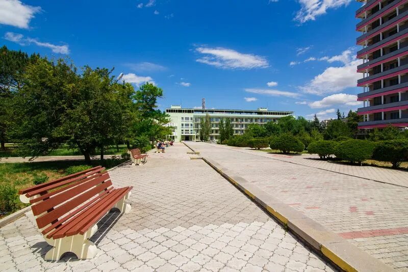 Отзыв пансионат евпатории. Сан таврия евпатория. пансионат таврия евпатория. санаторий здравница евпатория.