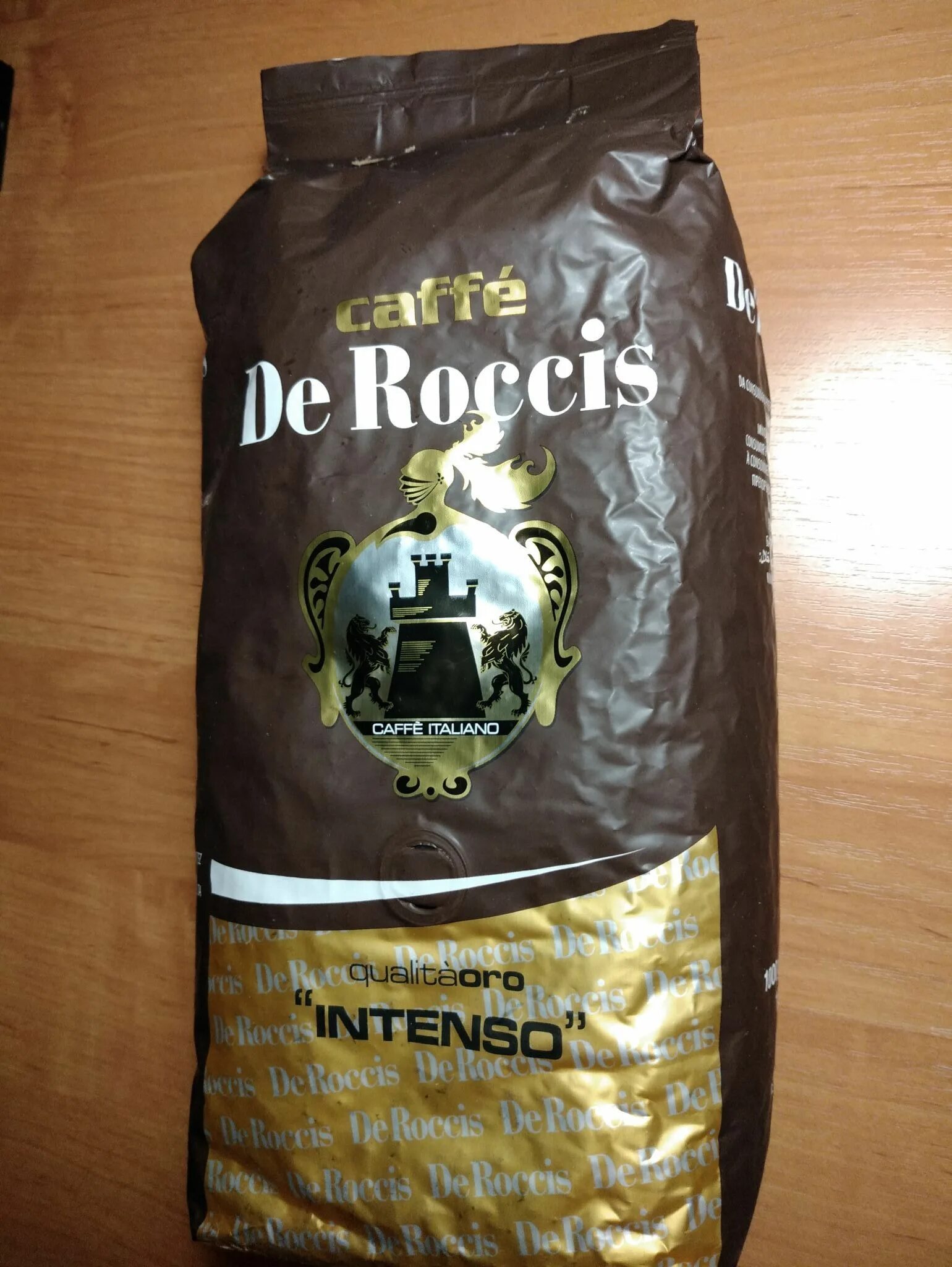 Кофе молотый de roccis rossa cremoso. De roccis intenso кофе. Кофе в зернах de. De roccis кофе в зернах. Кофе в зернах de.