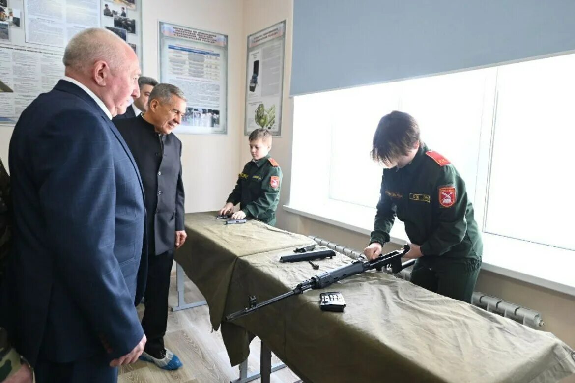 Черемшан школы. Герои специальной военной. кадетская школа черемшан.
