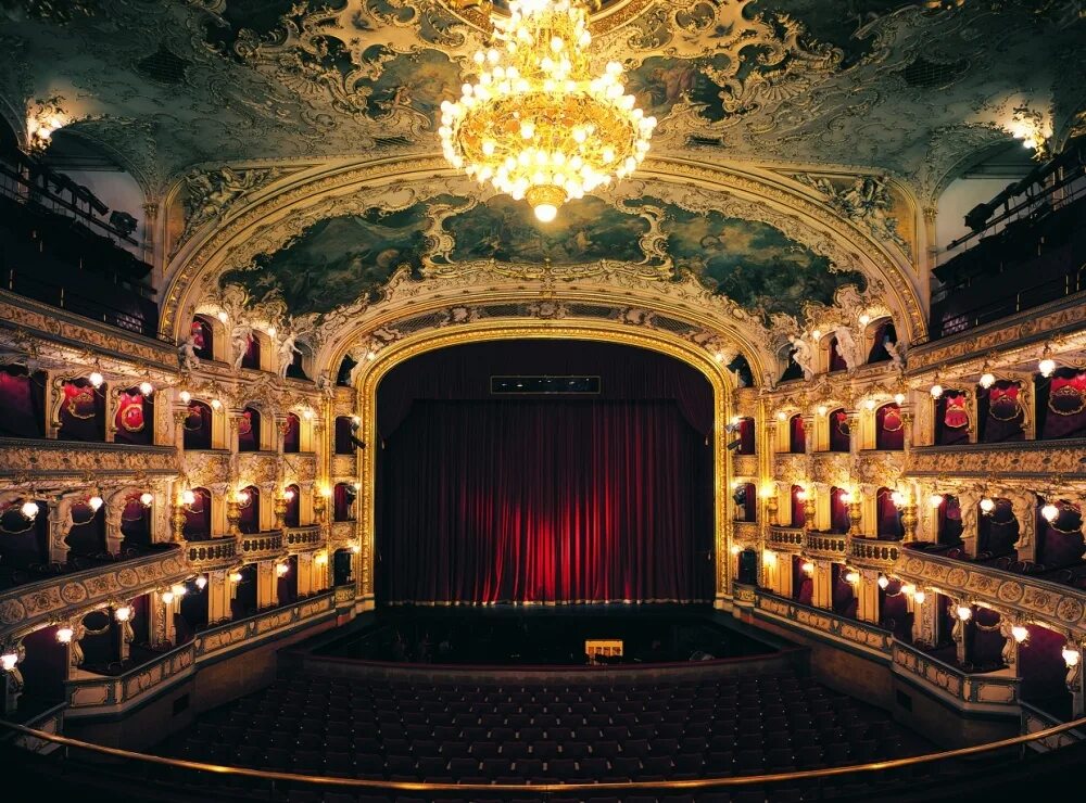 Xn opera nha. Оперный театр прага. прага государственный оперный театр (státní opera). венская опера зал сцена. занавес ла скала.
