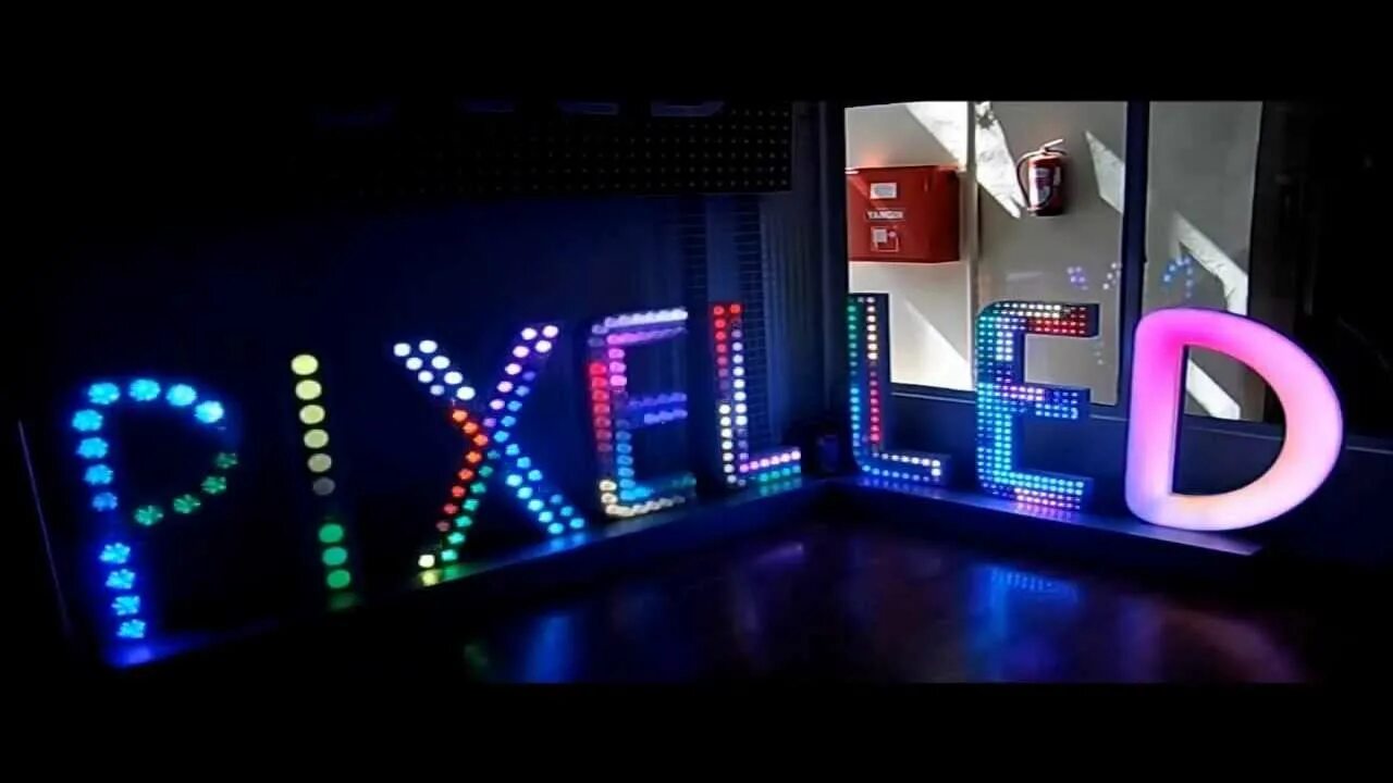 Smart pixel. Рекламный пиксель. Пиксели рекламных систем. Smart в пикселях. Объемный световой элемент со Smart-системой.