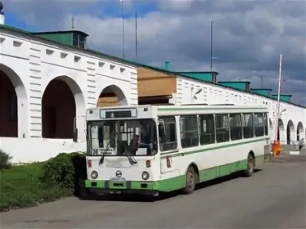 Москва зарайск автобус сегодня. Автовокзал Зарайск автобусы. Автовокзал Зарайск. Рязань Зарайск автобус. Автобус Москва Зарайск.