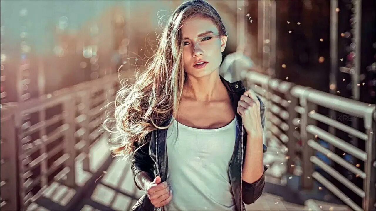 Flew deep. Жанна букрей. алена букрей. дип хаус. deep house девушки.