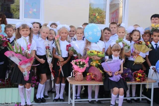 Прогноз на 10 дней в пгт афипский. Афипский лицей 4. школа номер 6 поселок афипский. школа номер 5 лицей афипский. директор 4 школы афипский.