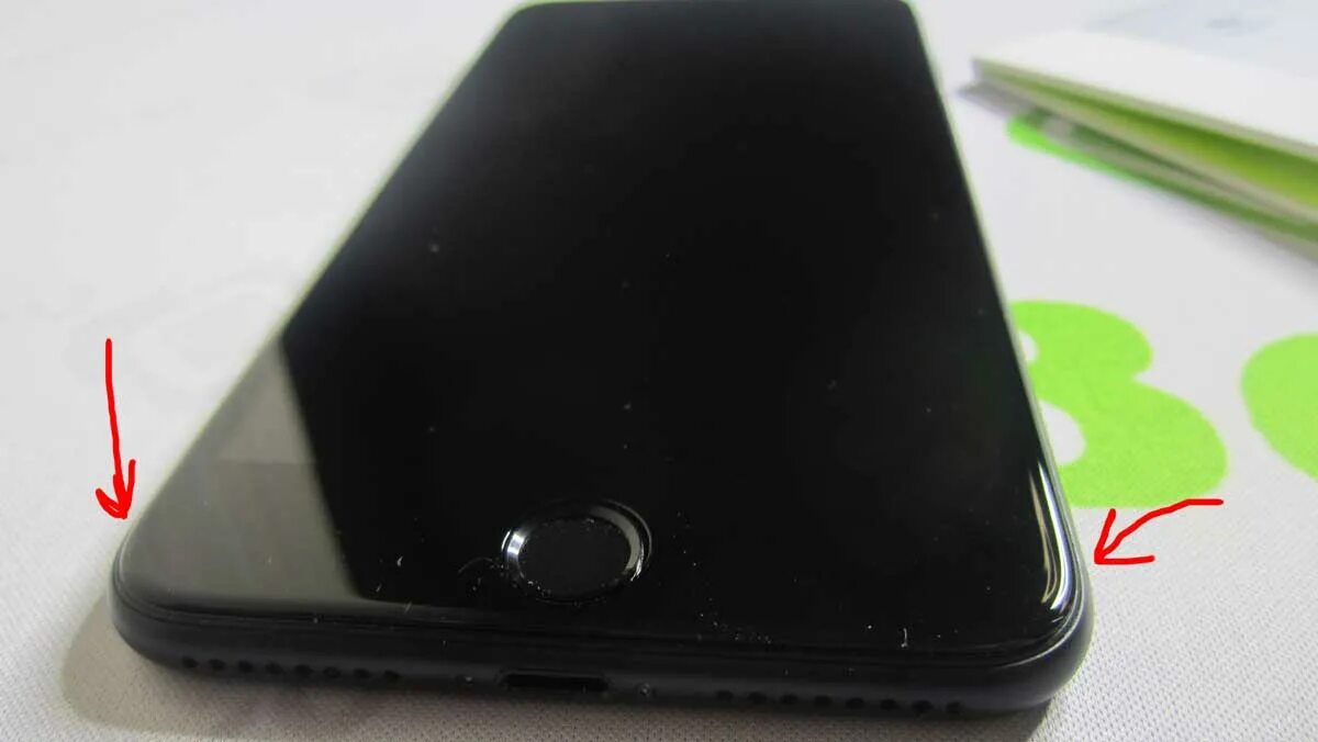 Защитная пленка на стекло. Защитные стёкла для смартфонов. Плёнка зашитное на телефон гидрогель матовая и глянцевая. Что лучше защищает телефон пленка или стекло. Tempered glass screen protector premium.