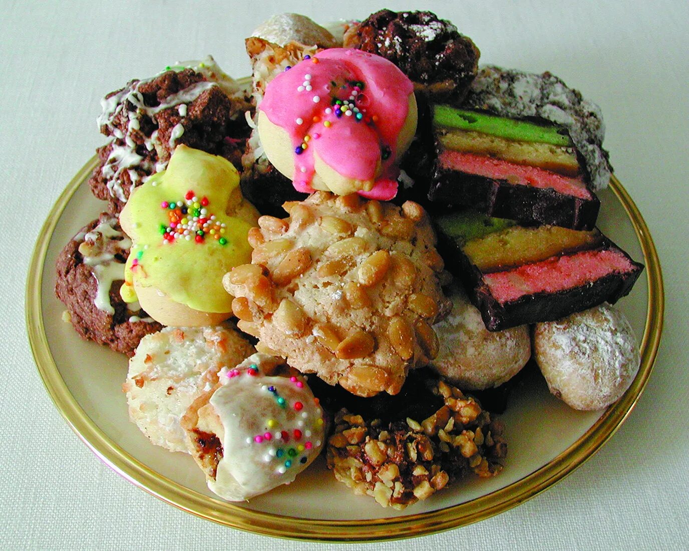 Sweet dishes. Choux Pastry cookies. Sweet Holiday. Dishes for Sweets.