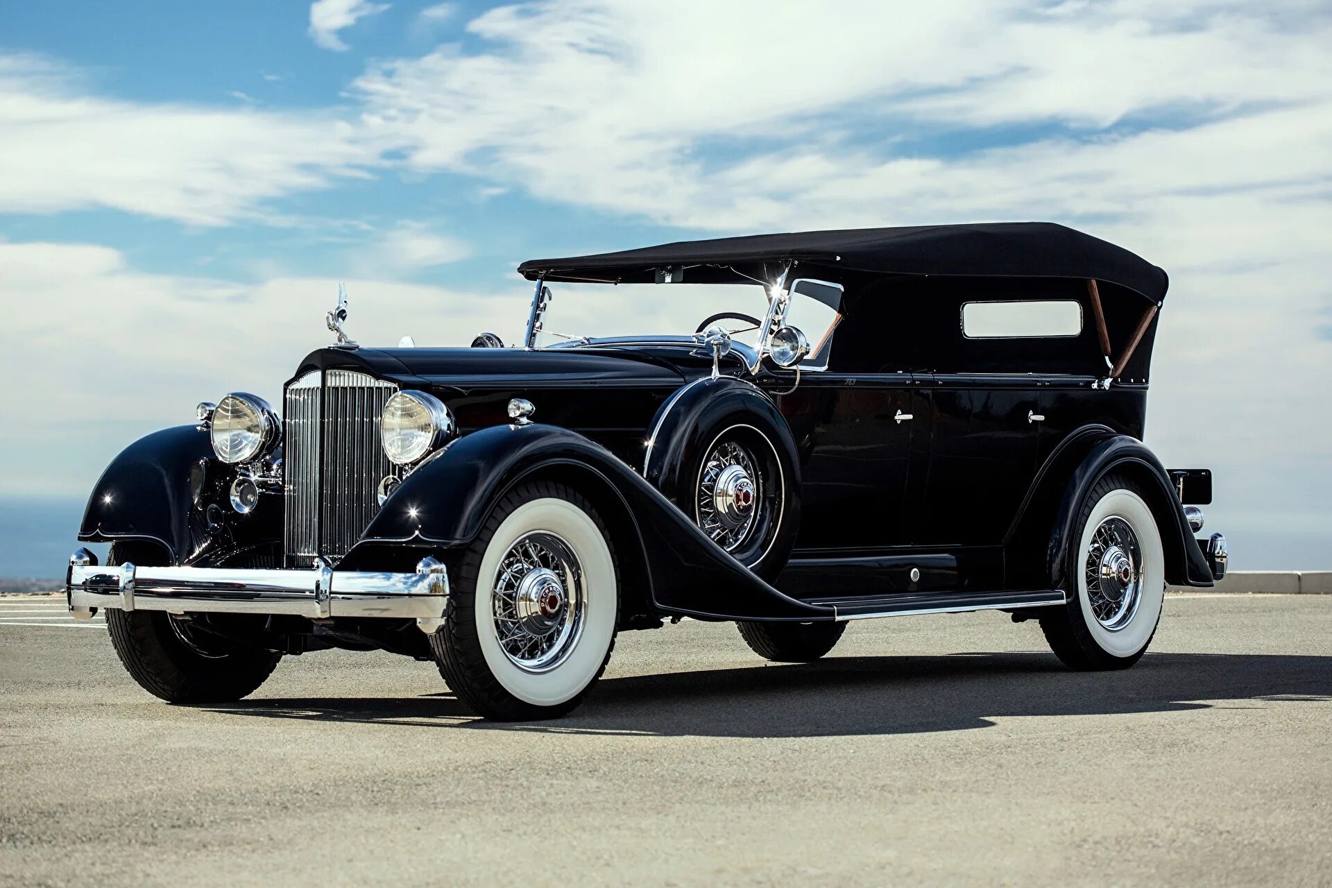 1947 packard custom super clipper eight sedan. Packard motor car company. Паккард 1961. Паккард 1929. Packard motor car company.