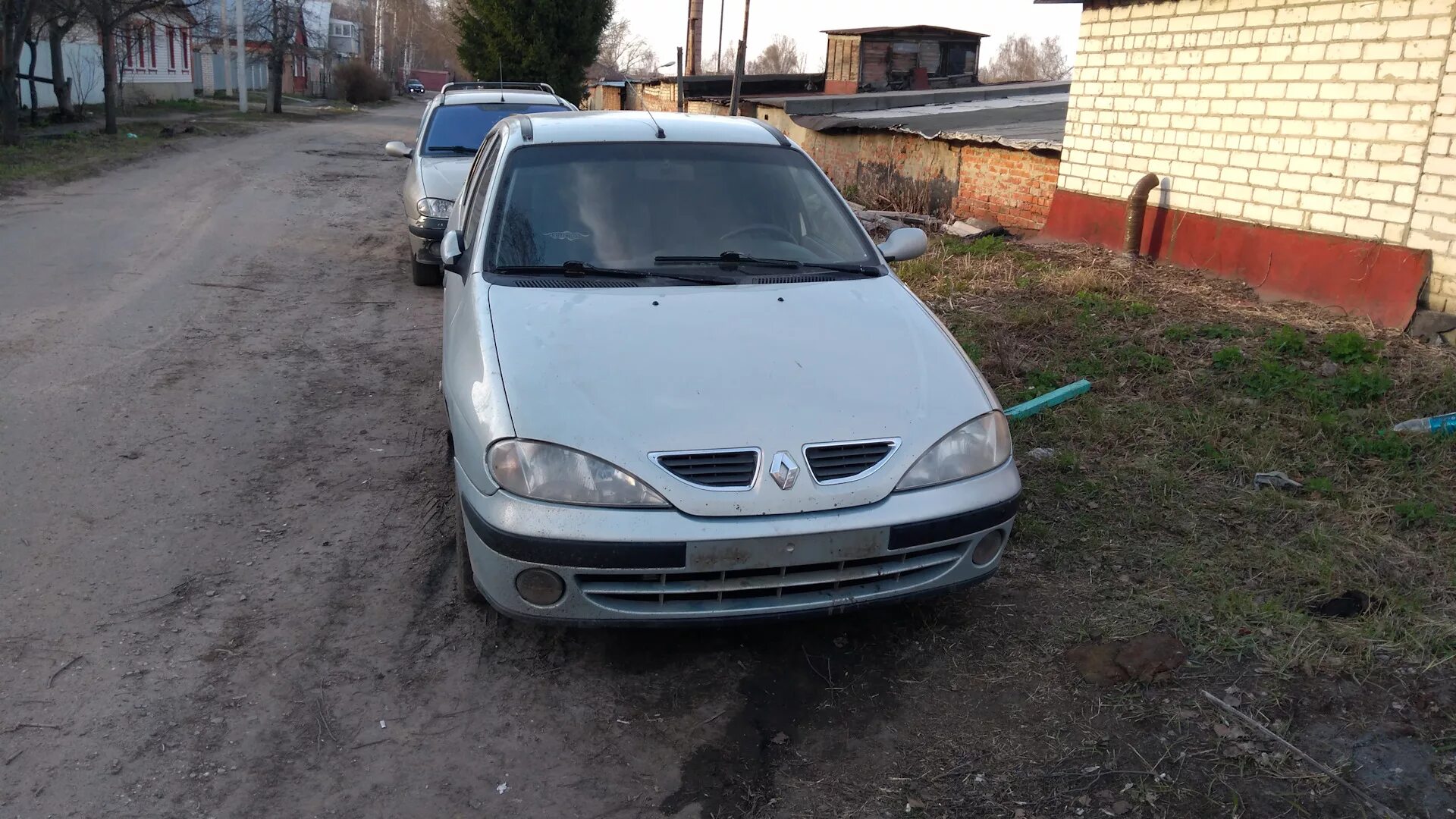 Меган 1 авито. Рено меган 1 поколения. рено меган 2001. рено меган рестайлинг 2001. рено меган универсал 2001 года.