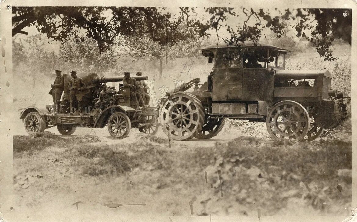 Автомобили первой мировой. Автомобили первой мировой войны 1914-1918. Германские тягачи первой мировой войны 1914-1918. Артиллерийские тягачи первой мировой войны. Автомобили первой мировой войны.