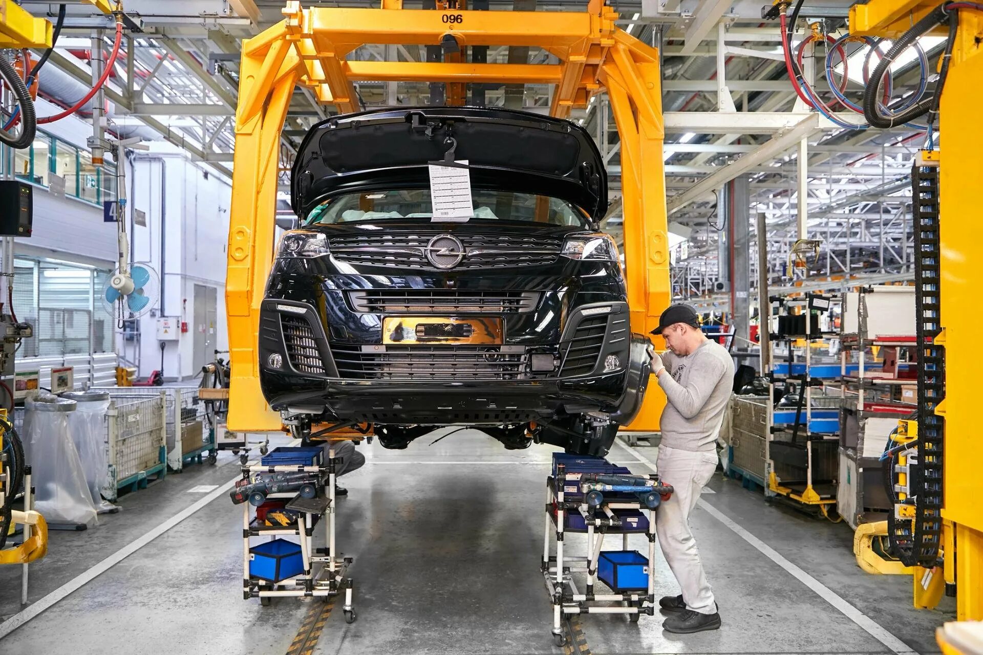Sollers газели. Фольксваген нижний газ. Sollers ford transit. Ford sollers елабуга. Газель некст цмф.