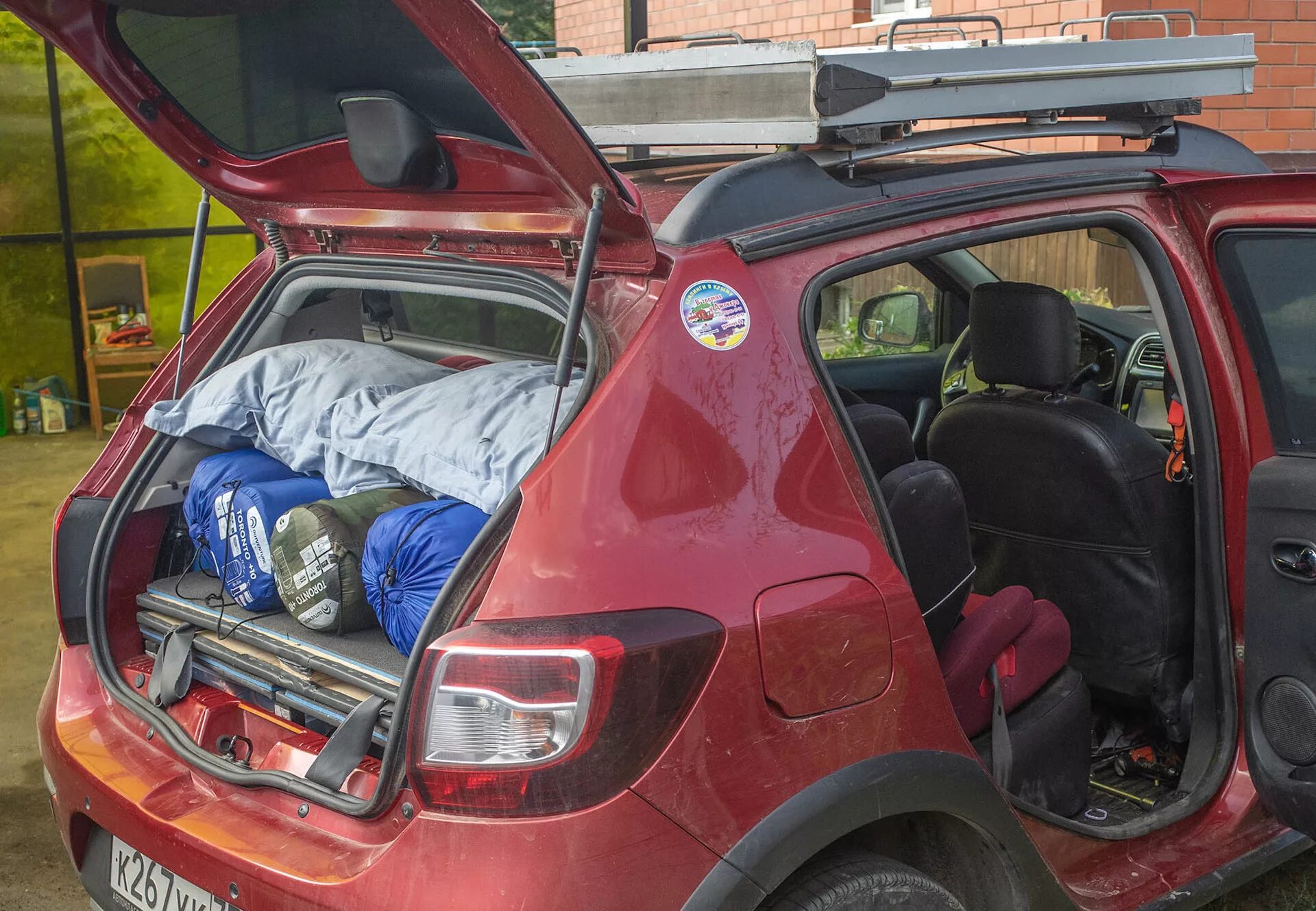 Багажник Рено Сандеро степвей 2. Багажник Рено Сандеро 1. Sandero Stepway 2019 багажник. Багажник Сандеро степвей 2.