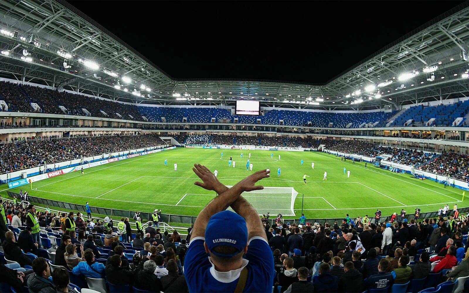 Калининград стадион к ЧМ 2018. Футбольный стадион Калининград. Стадион в Калининграде к ЧМ. Футбольного стадиона «Арена Балтика» в Калининграде. Время на стадионах и