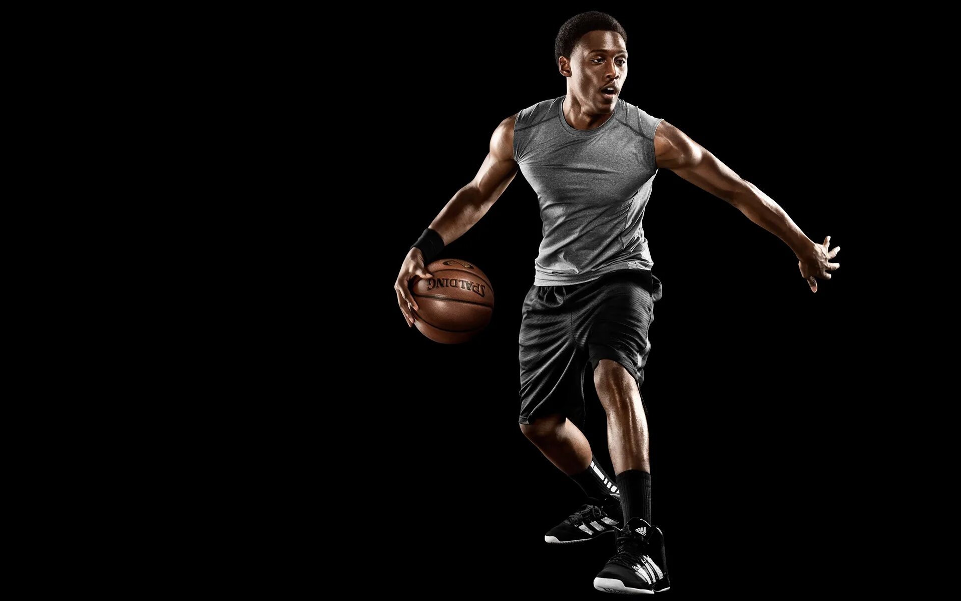 11 тем спорт. Найк баскетбол. Nike для баскетбола. Баскетболист в найк. Баскетболист на черном фоне.