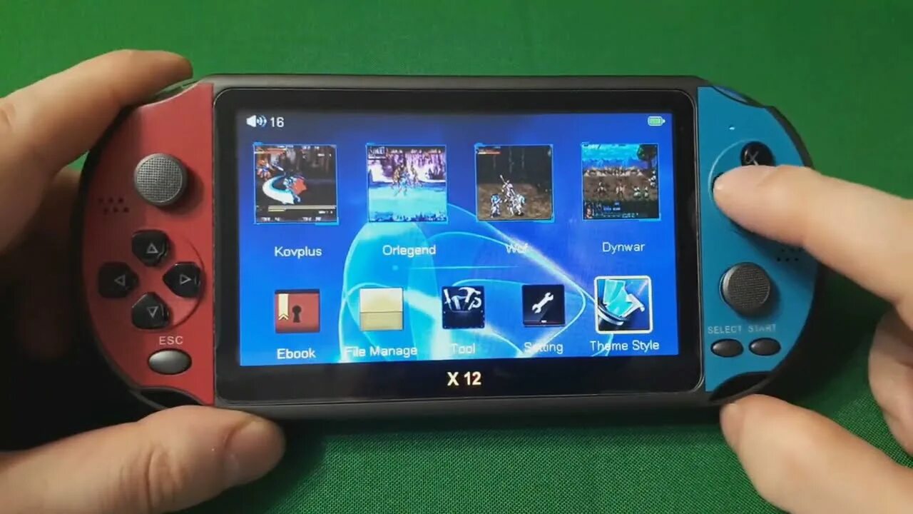 Игры консоли x12 plus. Х12 плюс игровая консоль. Китайская ПСП. Портативная приставка x12. X12 Plus приставка.