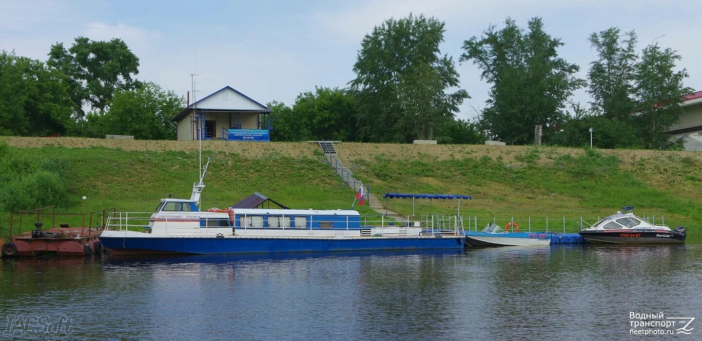 24 водный транспорт. Тюмень морская теплоход. Маломерное судно. Новый теплоход. Маломерное судно Амур.