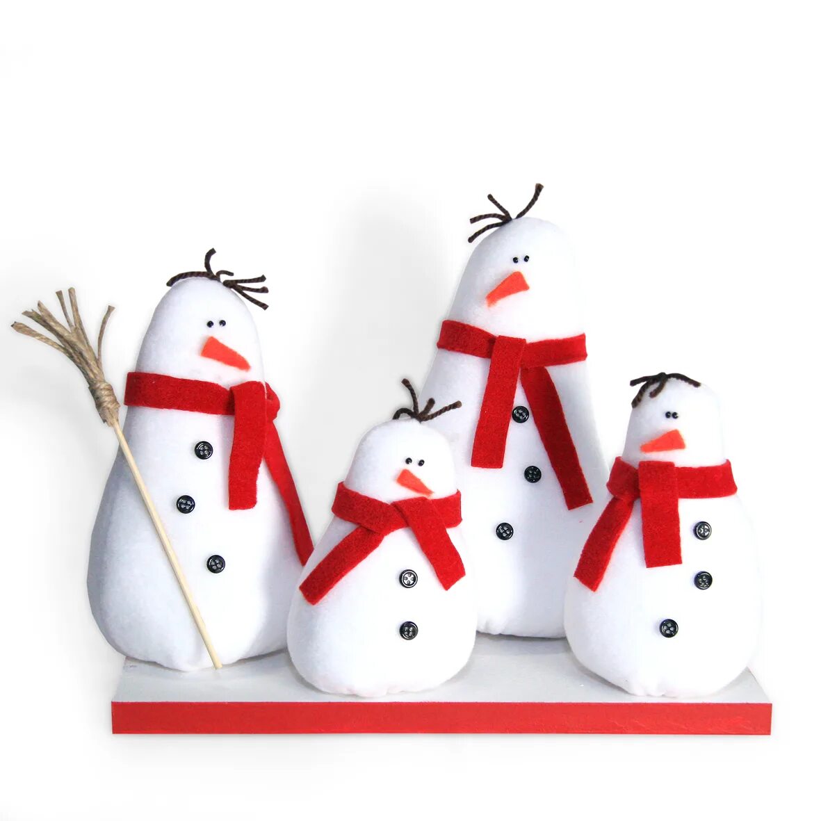 Снеговик из фетра. Сшить снеговика. Как сшить снеговика из флиса. Снеговик из флиса. Снеговик из флиса мастер класс.