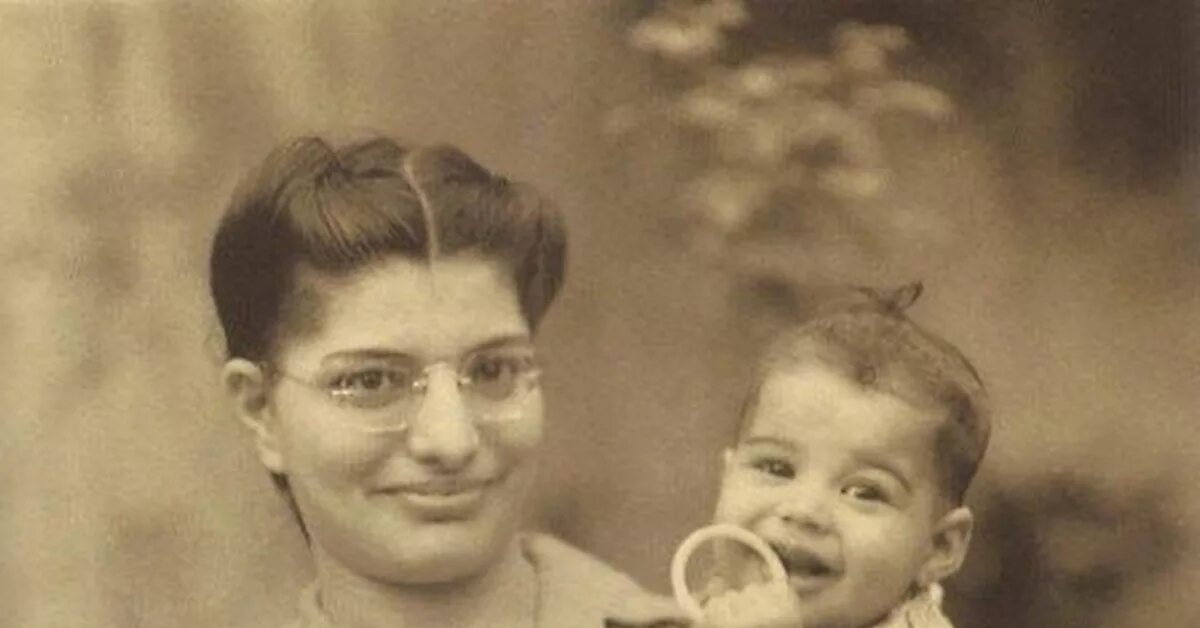 Джер булсара. Родители фредди меркури. Джер булсара. Фредди меркьюри фаррух булсара. Родители фредди.