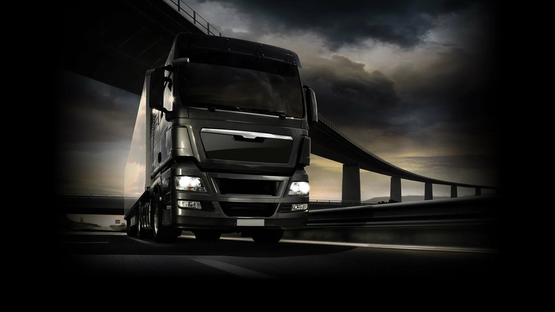 Перевозчик главный герой джейсон стэтхэм. Эд скрейн перевозчик: наследие фильм 2015. Перевозчик 2 (2005). Scp 3899 ночной перевозчик. Грузовик на темном фоне.