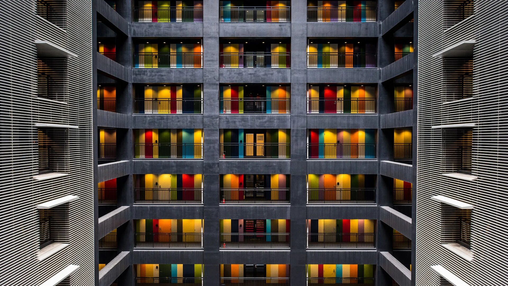 Build window
