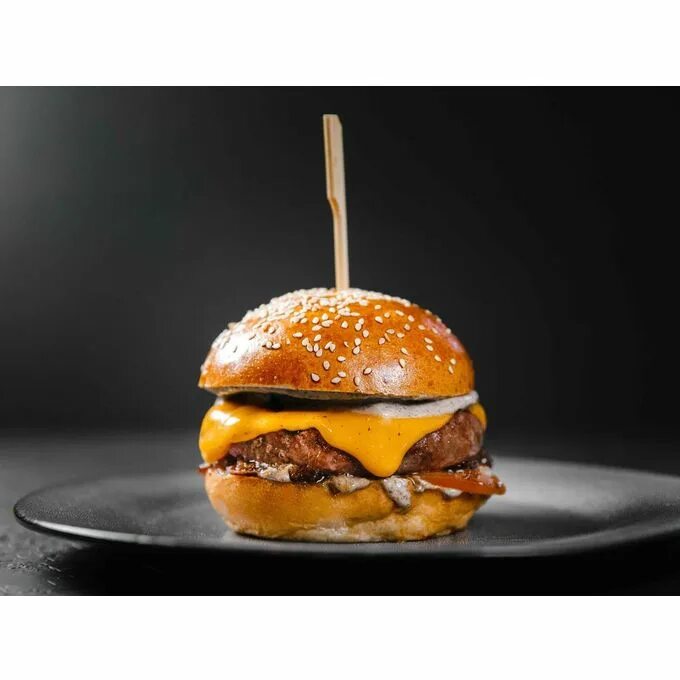 Гранд чиз бургер кинг. Primebeef bar. Бургер с трюфелем бургер кинг. Трюфельный бургер. Трюфельный бургер.