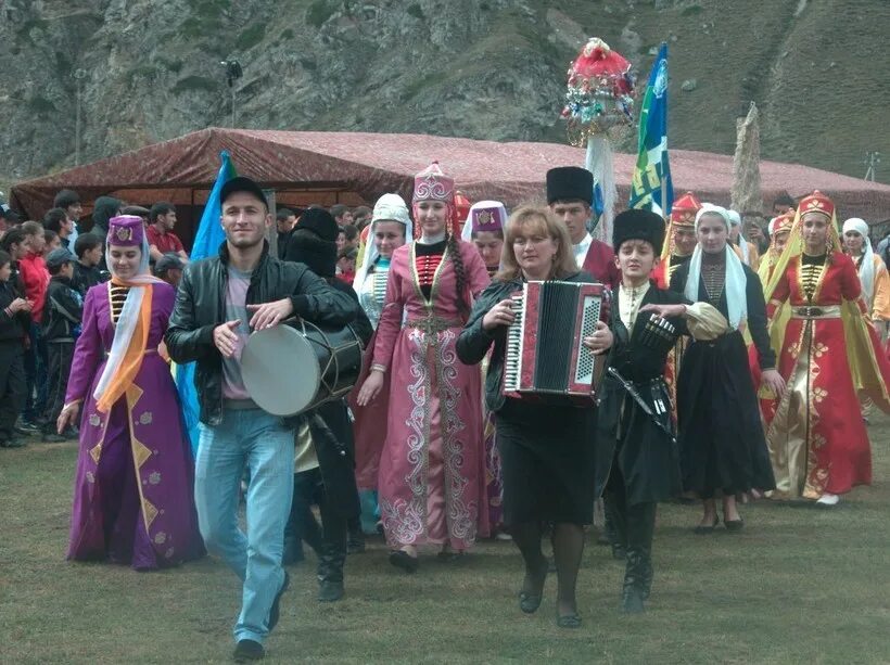 Кабардино-балкария национальность. Кабардино-балкария кабардинцы. Кабардино-балкария народ. Кабардино балкария адыгэ. Кабардино-балкария люди.