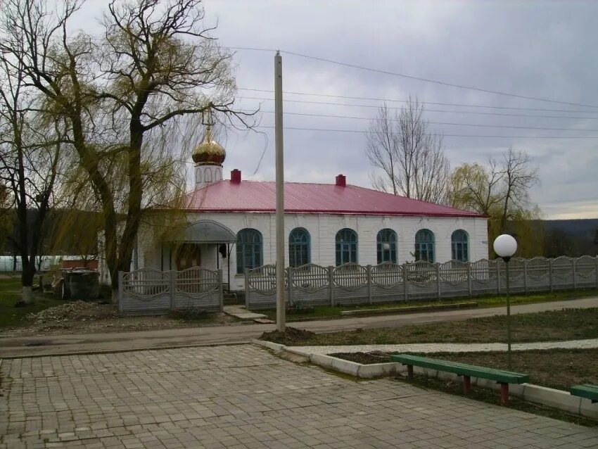 Станица тверская краснодарский край. Станица Тверская Апшеронский. Станица Тверская Апшеронский район Краснодарский край храм. Церковь ст.Тверской Апшеронского района.