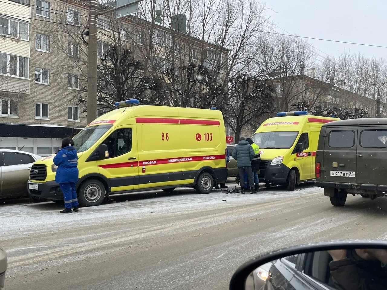 Дтп машина скорой помощи. Дтп машина скорой помощи. Дтп скорая перевернулась. Авария с участием скорой. Машины скорой помощи в москве.