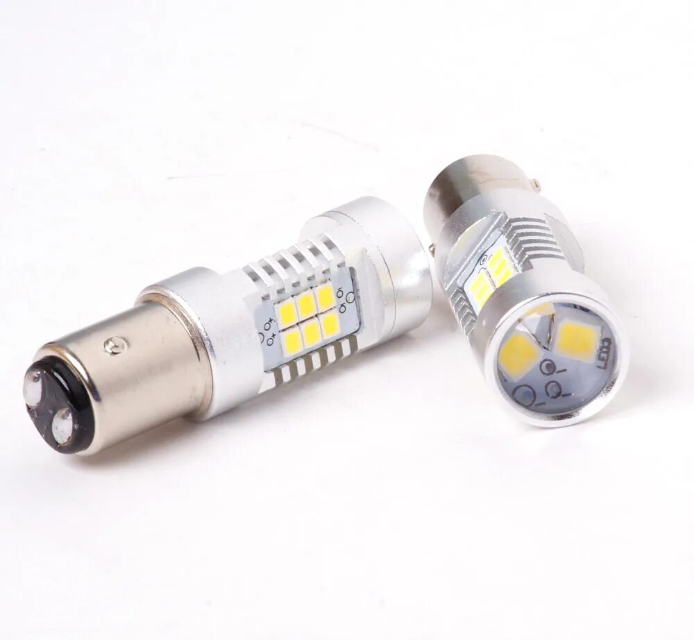 Лампочка одноконтактная 12v диодная. Цоколь 15 bay 15d. 1157 лампа двухконтактная светодиодная. Светодиодные двухконтактные лампы p21 5w. Р21/5w светодиодная двухконтактная.