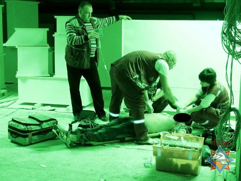 упал монтажник