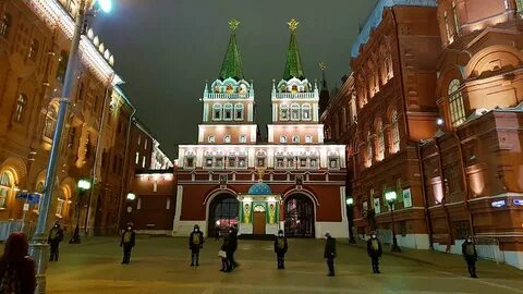 Станция около красной площади