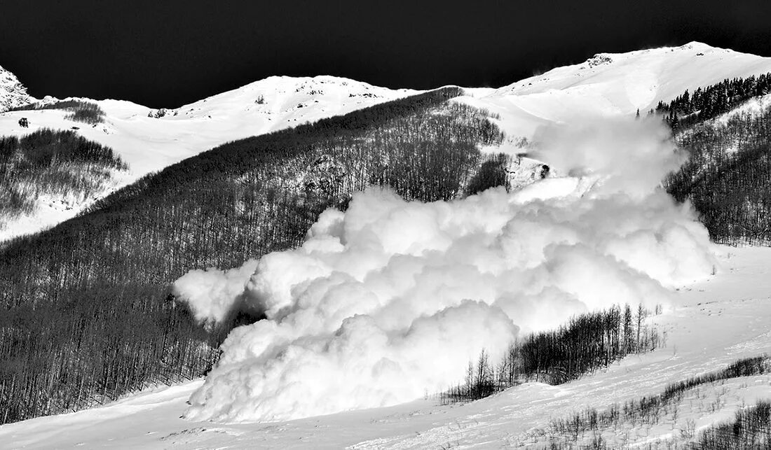 Погода в комсомольске-на-амуре. Лавина на амуре. Лавина на амуре. Амут комсомольск-на-амуре база зима. Снегопад в комсомольске на амуре 02.