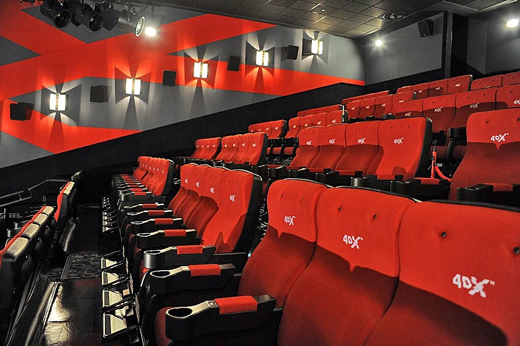 Кинотеатр апрель 2025. Кинотеатр войковская метрополис 4dx. кинотеатр синема парк москва. синема парк гранд каньон премиум зал. синема парк метрополис премиум зал.