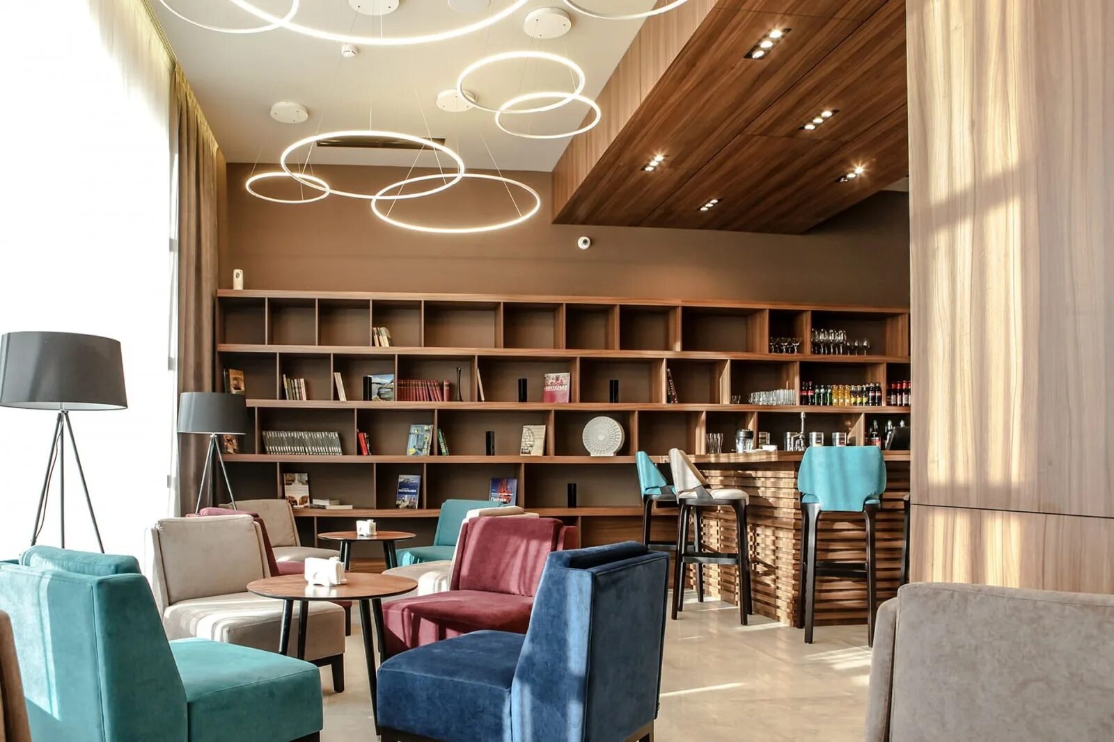 Отель 1905 москва. Гостиница 1905 года. Гостиница 1905 года. Отель 1905 москва. Сити отель 1905 фото.