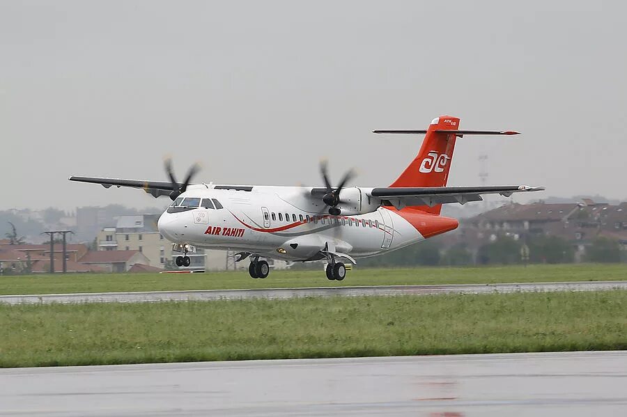 Самолетов atr 72-600. Atr 42-500 самолет. Атр 42 600 nordstar. Atr 42-600s. 42 600.