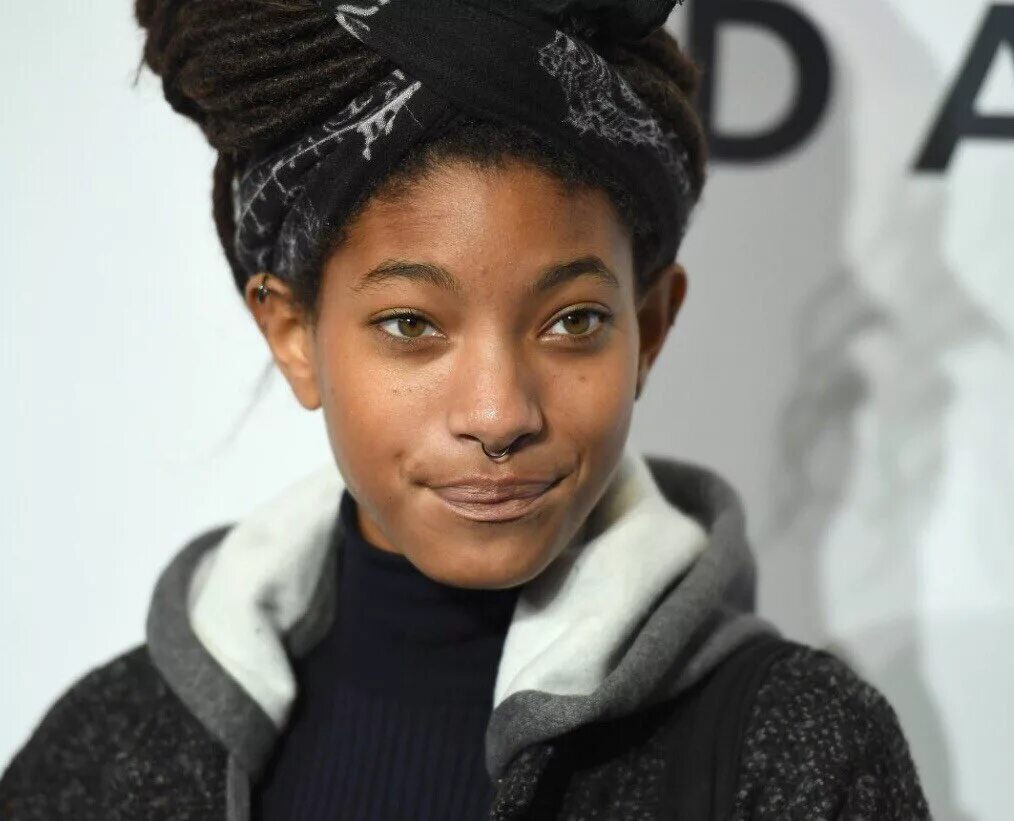 Уиллоу смит фото. Willow smith дреды. Уиллоу смит. Уиллоу смит 2016. Уиллоу смит фото.