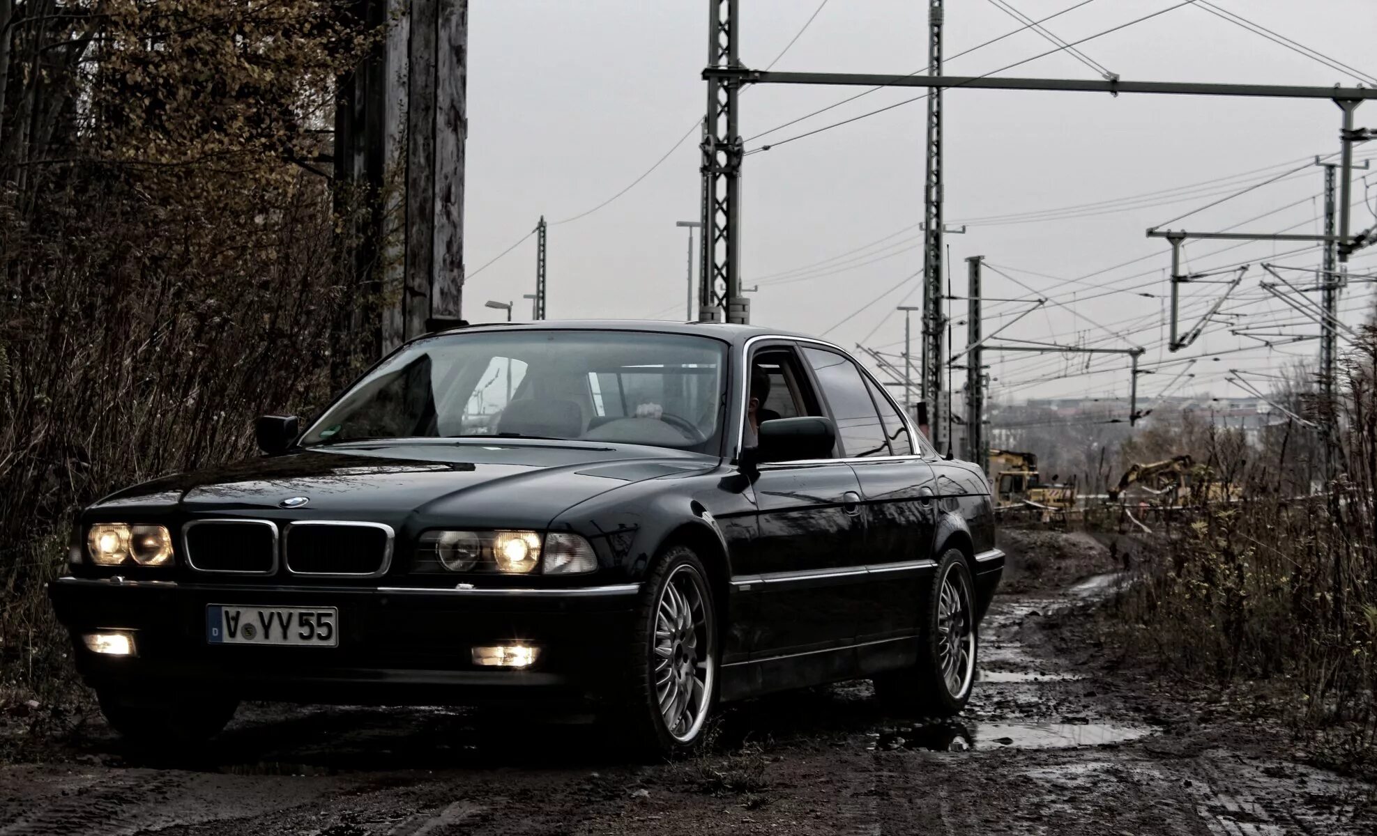 Бумер семерка. BMW e38 740i. БМВ 740 I e38. BMW 750i е38. BMW e38 Black.